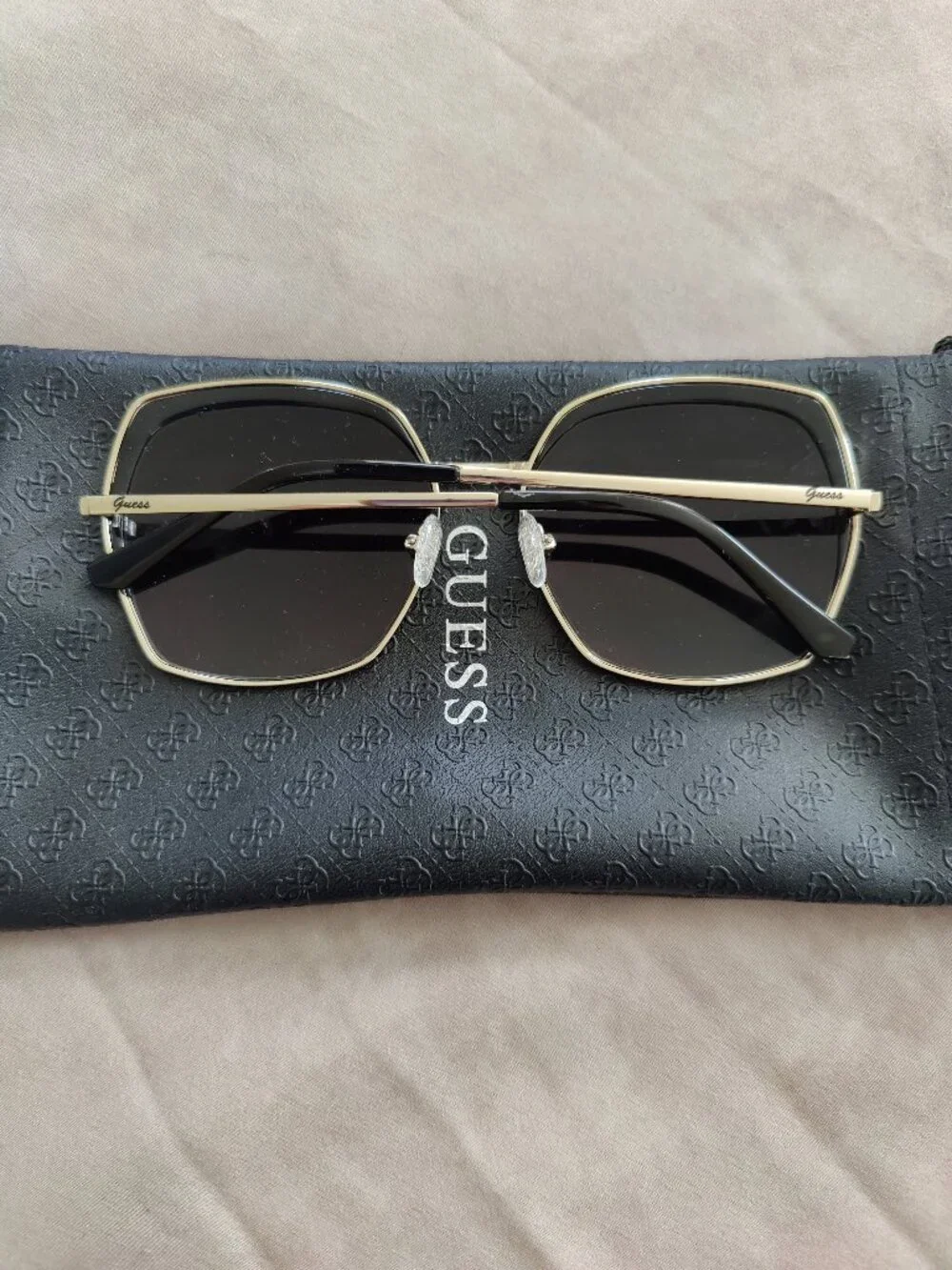 Guess Gold Square Geometric Sunglasses With Logo Pouch